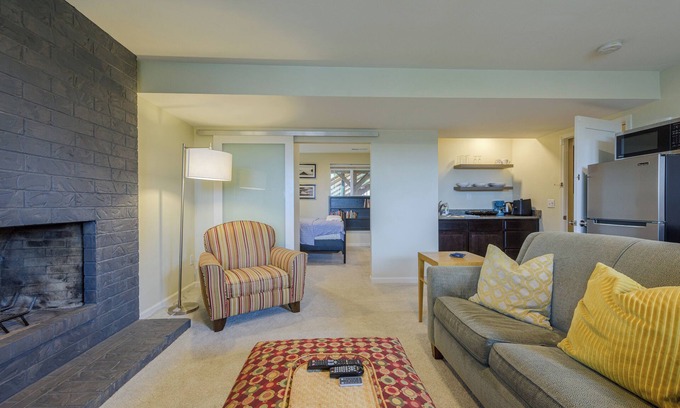 West End Apartamento | Pet Friendly Apartment with views!