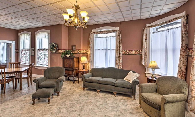 Yankton Apartamento | Pet-Friendly Apt: Walk to Missouri River!