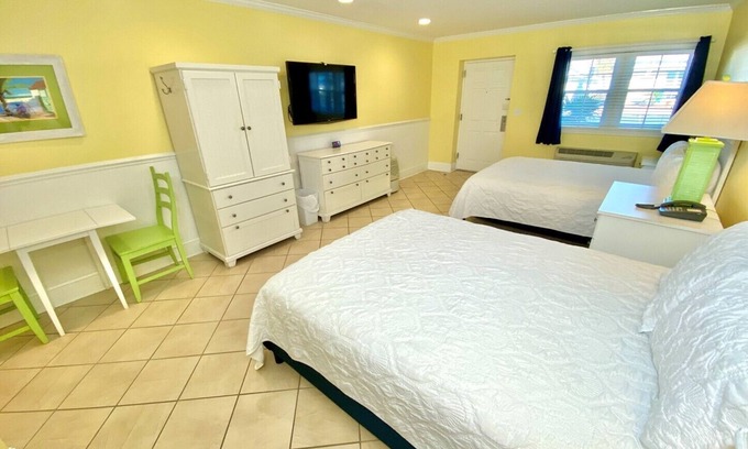 Atlantic Beach Hotel | Pet-friendly, Centrally Located, Walk to Beach! Unit 103