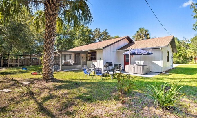 Crystal River Casa | Pet-Friendly Crystal River Home with Hot Tub!