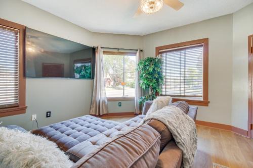 Dayton Apartamento | Pet-Friendly Dayton Condo about 1 Mi to Downtown!
