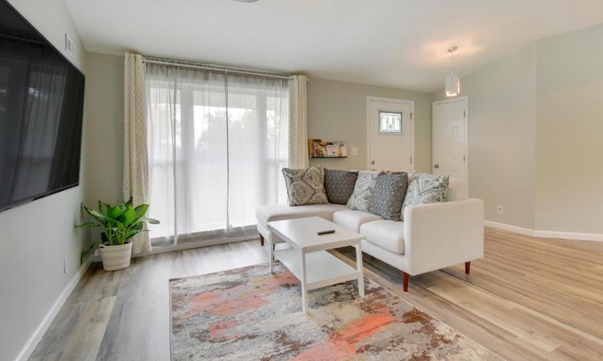 Beavercreek Casa | Pet-Friendly Dayton Home with Grill, Walk to Park!