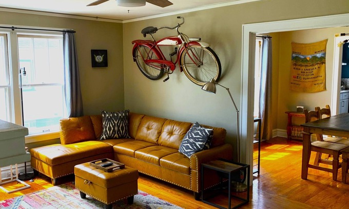 Ironton Casa | Pet-Friendly Downtown Ironton minutes away Elephant Rocks, Johnson Shut-ins