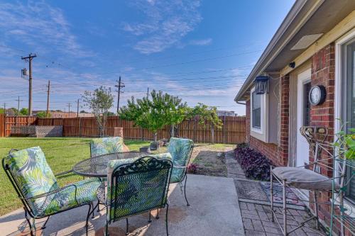 Lewisville Casa | Pet-Friendly Family Home 3 Mi to Lake Lewisville