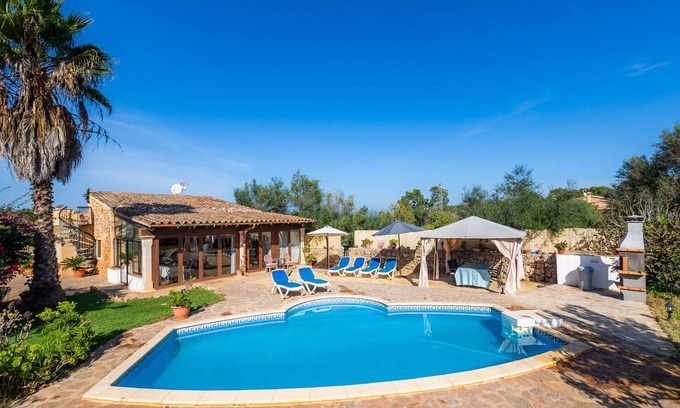 Sineu Villa | "Finca Pep" con piscina y Wi-Fi que admite mascotas