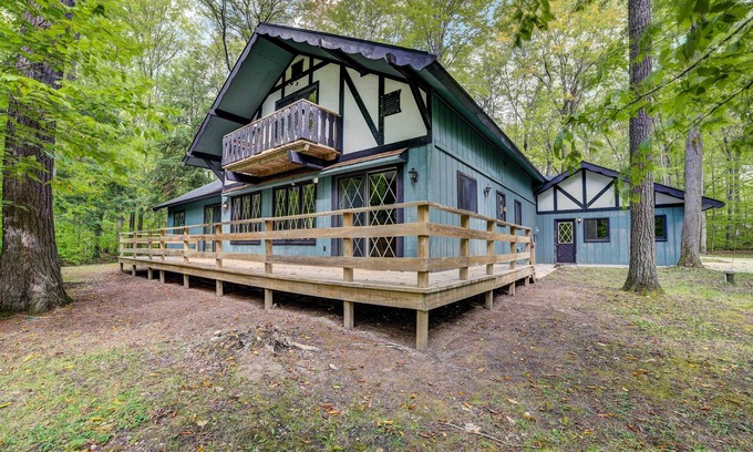 Michaywe Casa | Pet-Friendly Gem: Hike, Fish & Golf in Gaylord