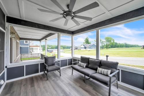 South Bend Casa | Pet-Friendly Getaway with Golf & Private Patio Retreat home