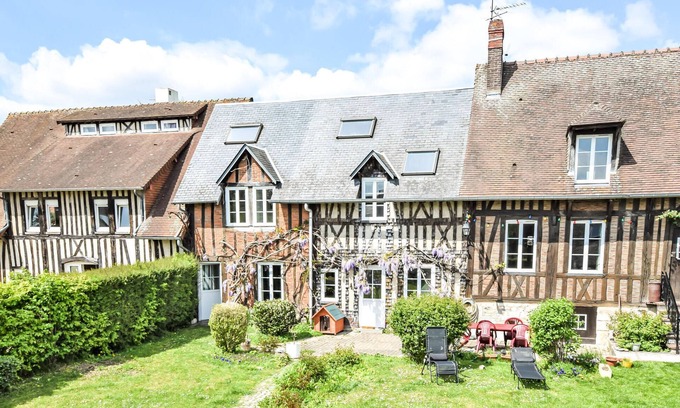 Le Mesnil-Esnard Casa | Casa que admite mascotas en Le.