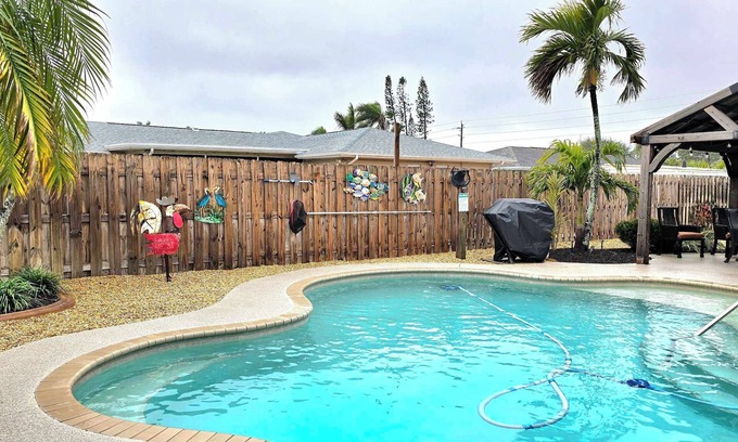 West Bradenton Casa | Se admiten perros en la piscina, a minutos de Anna Maria Is y la Academia IMG