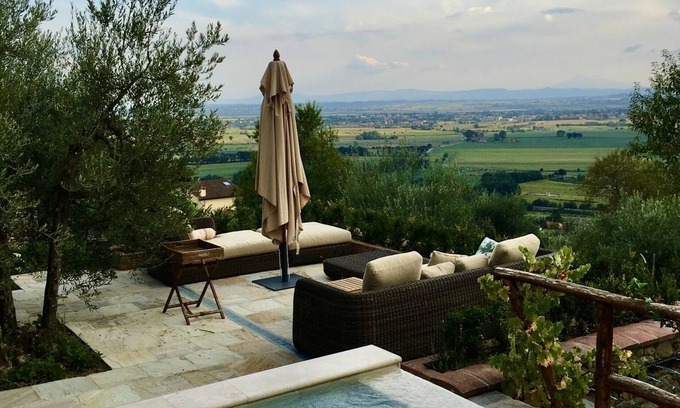 Montecchio Casa | Casa de vacaciones que admite mascotas Villa Francesca Toscana con piscina, jardín y Wi-Fi