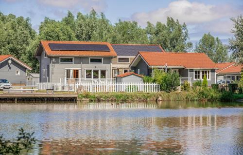 Bourbourg Casa | Pet Friendly Home In Bourbourg With Lake View