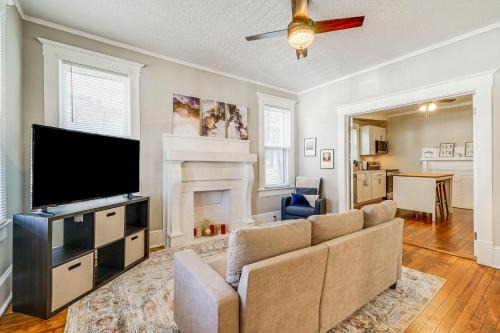 Wilmington Casa | Pet-Friendly Home in Dtwn Wilmington WFH Welcome!
