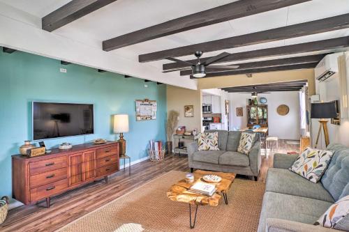 Twentynine Palms Casa | Pet-Friendly Home with Patios and Private Hot Tub!