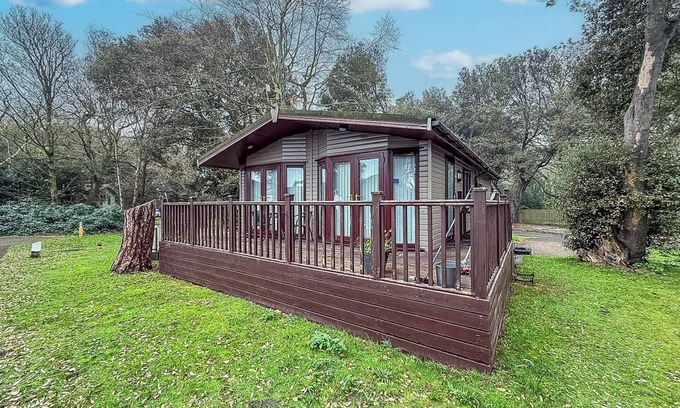 Corton Casa | Lodge de lujo que admite mascotas, con terraza y sauna pod en Suffolk ref 32008a