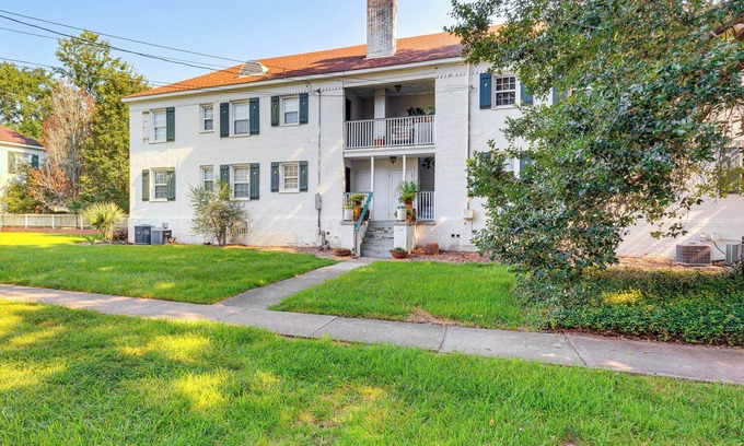 Mobile Condominio | Pet-Friendly Mobile Condo ~ 4 Mi to Downtown!