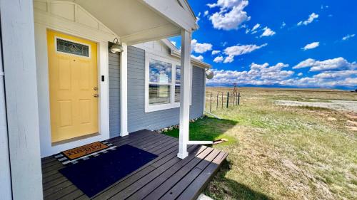 Fairplay Casa | Pet Friendly Mountain Getaway with Hot Tub Near Breckenridge