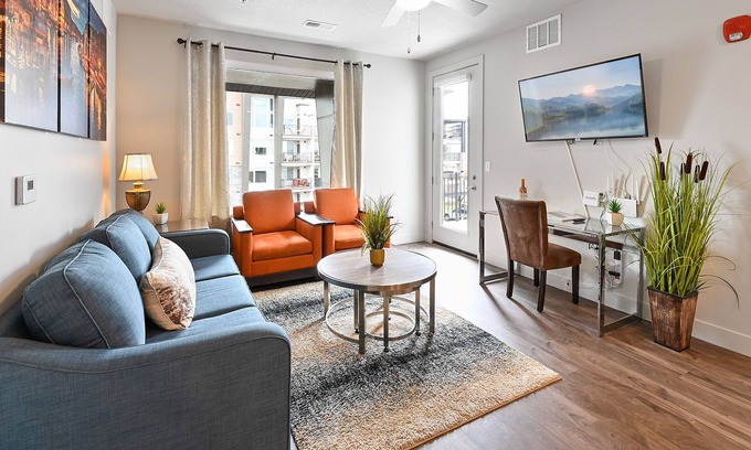 Herriman Apartamento | Pet Friendly Oasis, Comfy Beds, Pool/Hot Tub, Gym