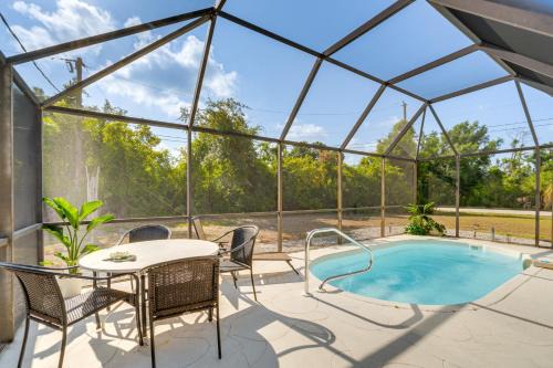 Englewood East Casa | Pet-Friendly Port Charlotte Home with Pool and Lanai!