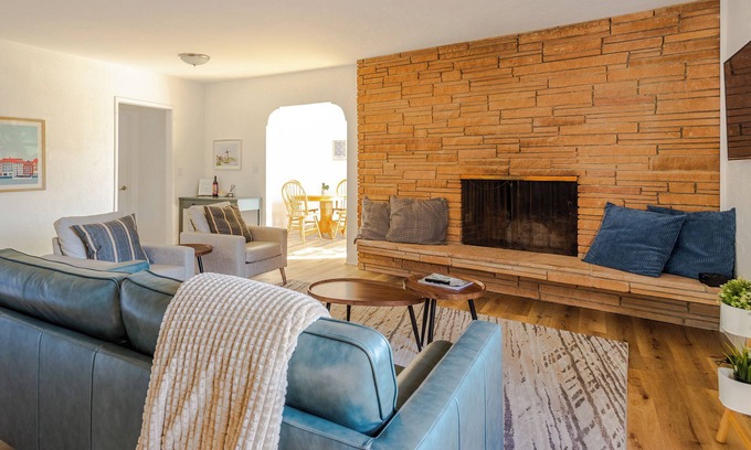 Solvang Casa | Pet friendly private house in the heart of Solvang! Enjoy a secluded yard and spacious cottage for your family.