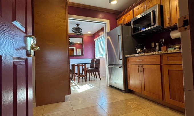 Diamond Head - Kapahulu - St. Louis Casa | Pet Friendly Private Room In Shared Guesthouse