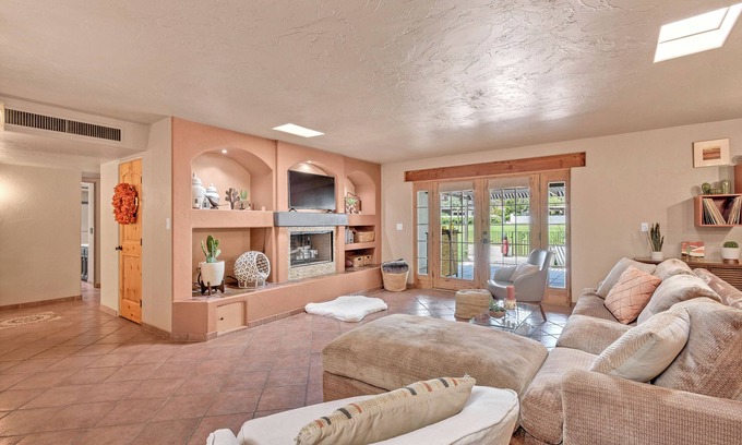 Tucson Casa | Pet Friendly Retreat on the 11th Fairway of El Dorado Golf Course