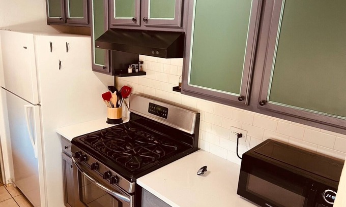 North Park Hill Casa | Pet Friendly Retro Oasis in Central Park/Park Hill. 2 bd w/dedicated work space