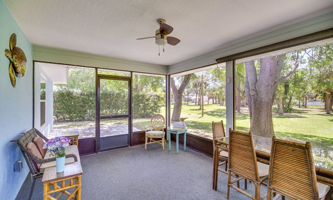 Sebastian Highlands Cabaña | Pet-friendly Sebastian Home: w/ Porch + Lake View!