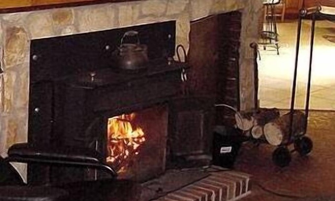 Mortimer Casa | Se aceptan mascotas casa aislada con arroyo cerca de Blowing Rock / Boone Wifi