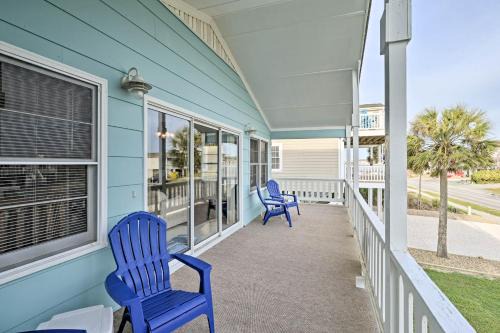 Holden Beach Casa | Pet-Friendly Second Row House Steps to Beach!