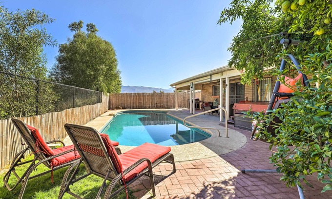Tucson Casa | Hogar para mascotas en Tucson con piscina climatizada y bañera de hidromasaje