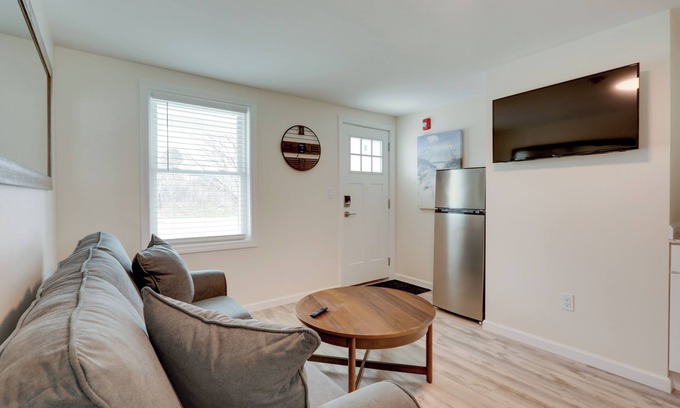 Wareham Apartamento | Pet-Friendly Wareham Retreat Near Onset Beach!