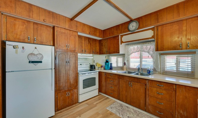Yuma Cabaña | Pet-friendly Yuma Vacation Rental w/ Pool Access!