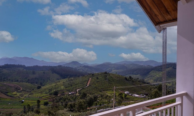 Ooty Casa | Petals Luxury Homestay