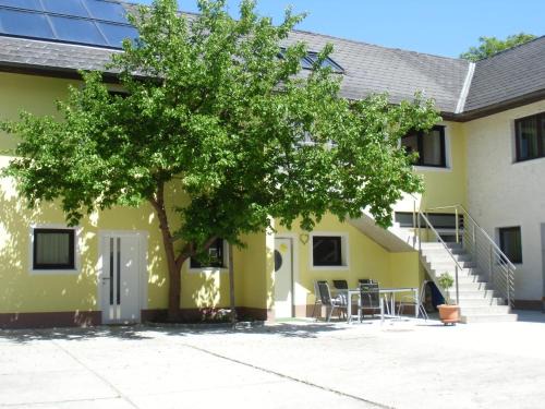 Mauthausen Casa | Peterseil's Radl Zimmer