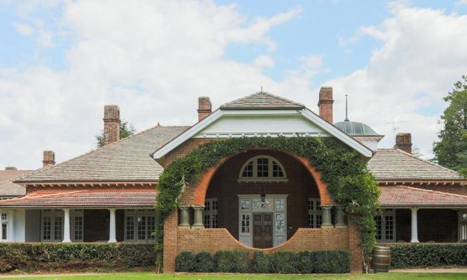 Armidale Casa | Petersons Armidale Winery and Guesthouse