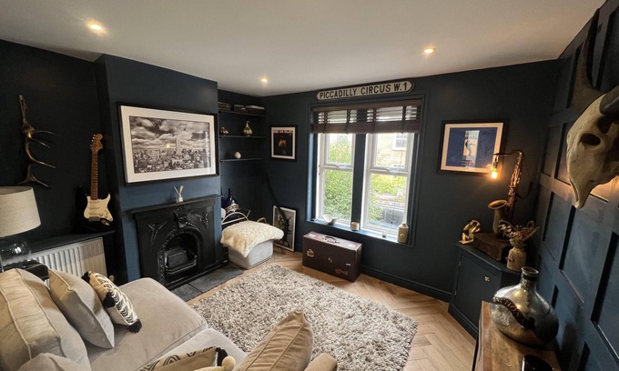 Guildford Casa | Charming 3-Bed House in Guildford