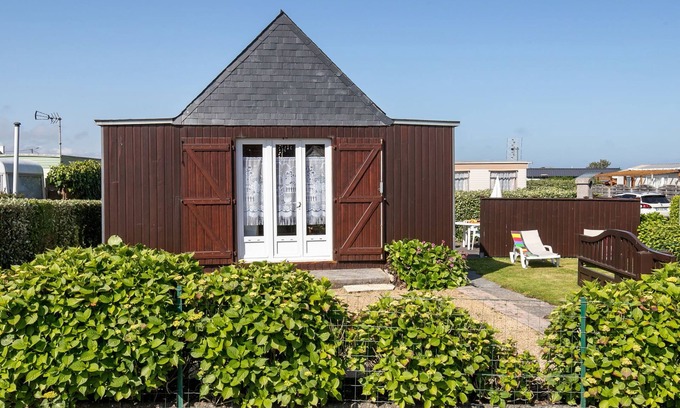Cleder Casa | Petit Chalet à la Plage by Interhome