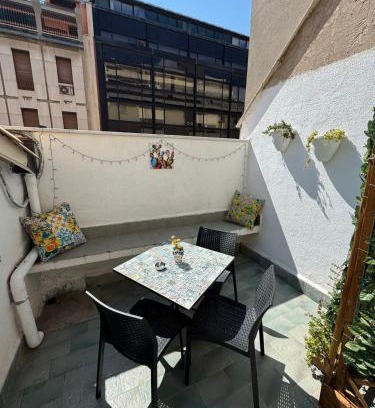 Ruggero Settimo Apartamento | Petit Charme