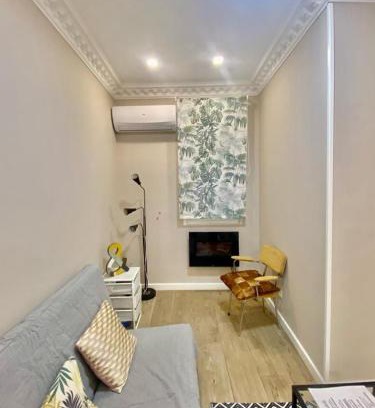 Imperial Apartamento | Petit Loft toledo door - Casilda