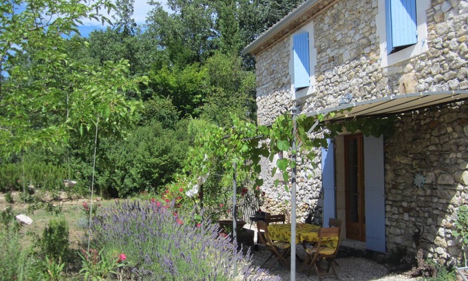 Cornillon Cabaña | Petit Maison Broche - Casa de piedra, piscina grande, la viña, tranquilo, cerca de la aldea