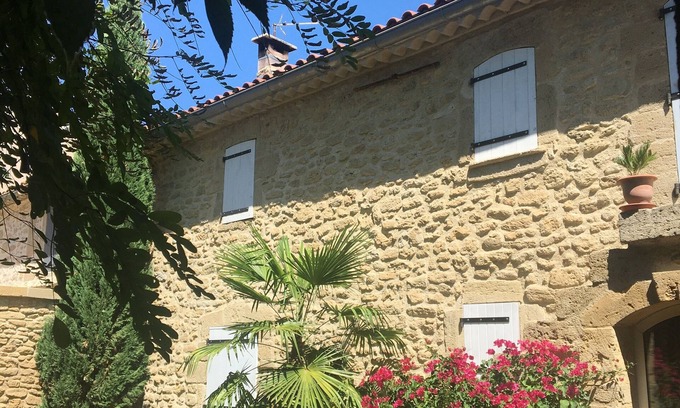 Cornillon-Confoux Casa | Petit mas Dans Village Provençal