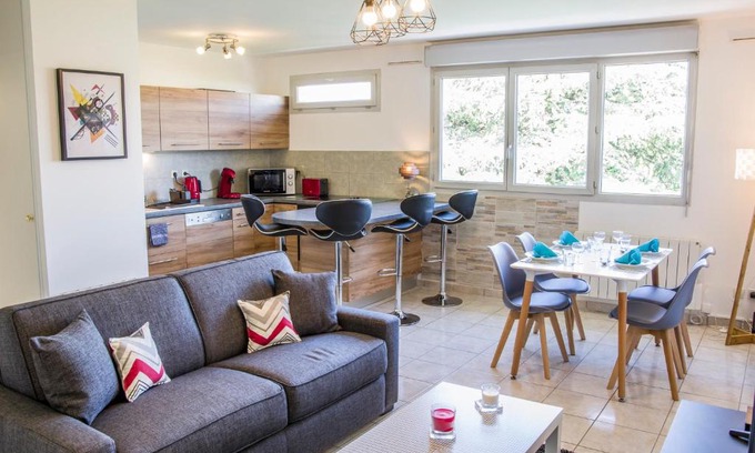 Decines-Charpieu Apartamento | Petit nid douillet Décines