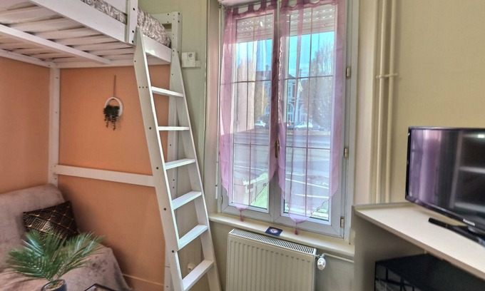 Evreux Apartamento | Petit Studio 1 Face Gare, Wifi Gratuit, Proches Toutes Commodités