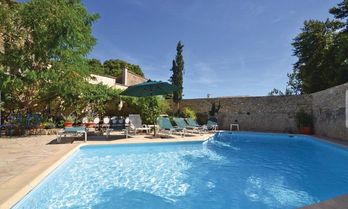 Saint-Maximin Casa | Petite Maison casa de piedra del siglo 18 en un pueblo típico provenzal