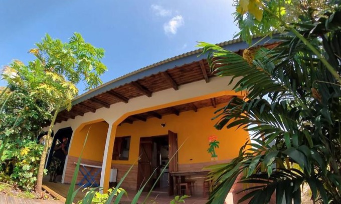 Anse-Bertrand Casa | Petite maison toute équipée pour déconnexion en pleine nature