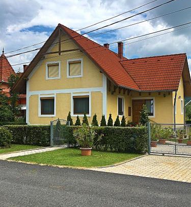 Badacsonytomaj Apartamento | Petra Apartmanház