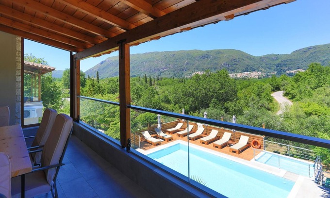 Ano Korakiana Apartamento | Petra House Ena in Corfu
