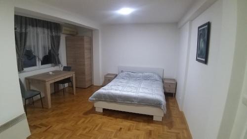 Leskovac Apartamento | Petra M&P