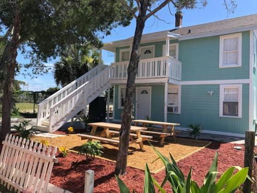 Smith's Memento Apartamento | Pets Ok! Steps To Ocean Center Walk To Beach!