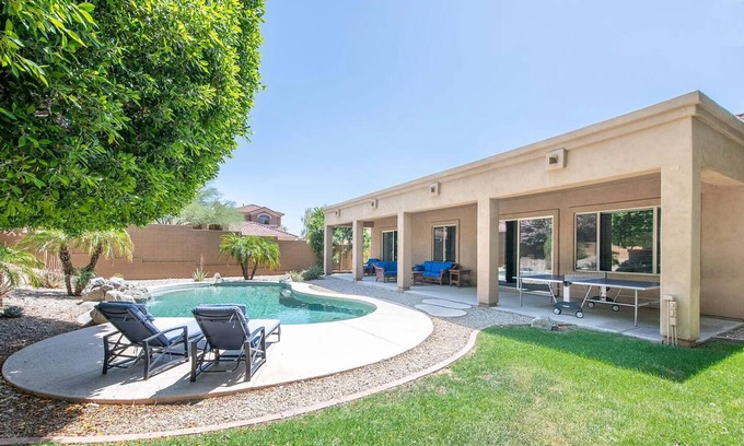 McDowell Mountain Ranch Casa | Pets Welcome Here! + Pool + Mountains + Pool Table + Ping Pong + More!
